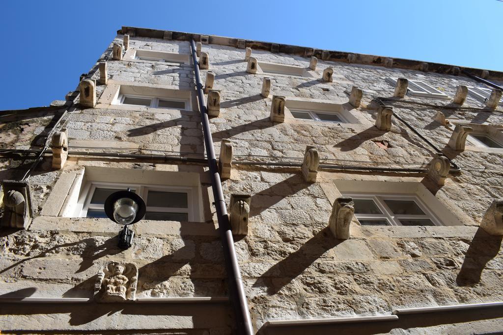 Guesthouse Rustico ดูบรอฟนิก ภายนอก รูปภาพ