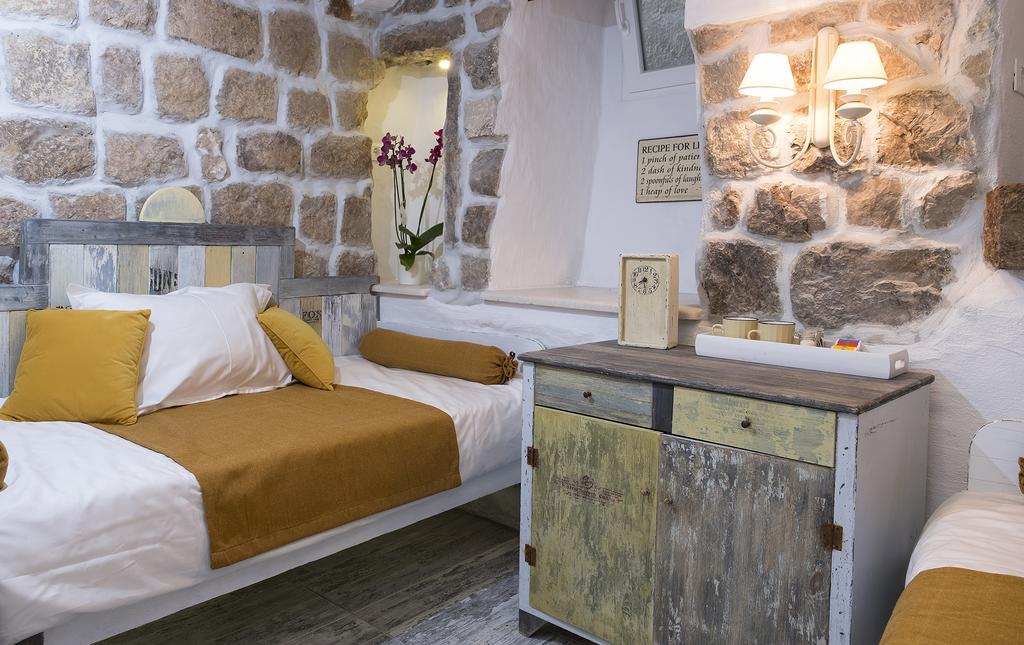 Guesthouse Rustico ดูบรอฟนิก ภายนอก รูปภาพ